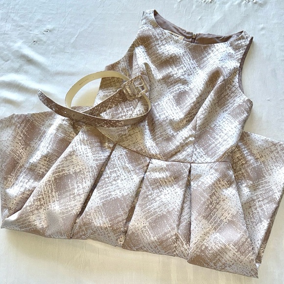 Vintage Evan Picone Silver & Tan Fit & Flare Dress Metallic Texture Belted Sz 6 - Picture 12 of 12